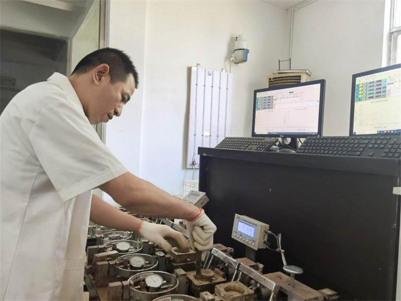 公司同002A：土工試驗甲級，可以承擔甲級及以下工程勘察資格所能承擔工程勘察項目的土工試驗任務； 聯系人：任玲，電話：18653883892(圖2)